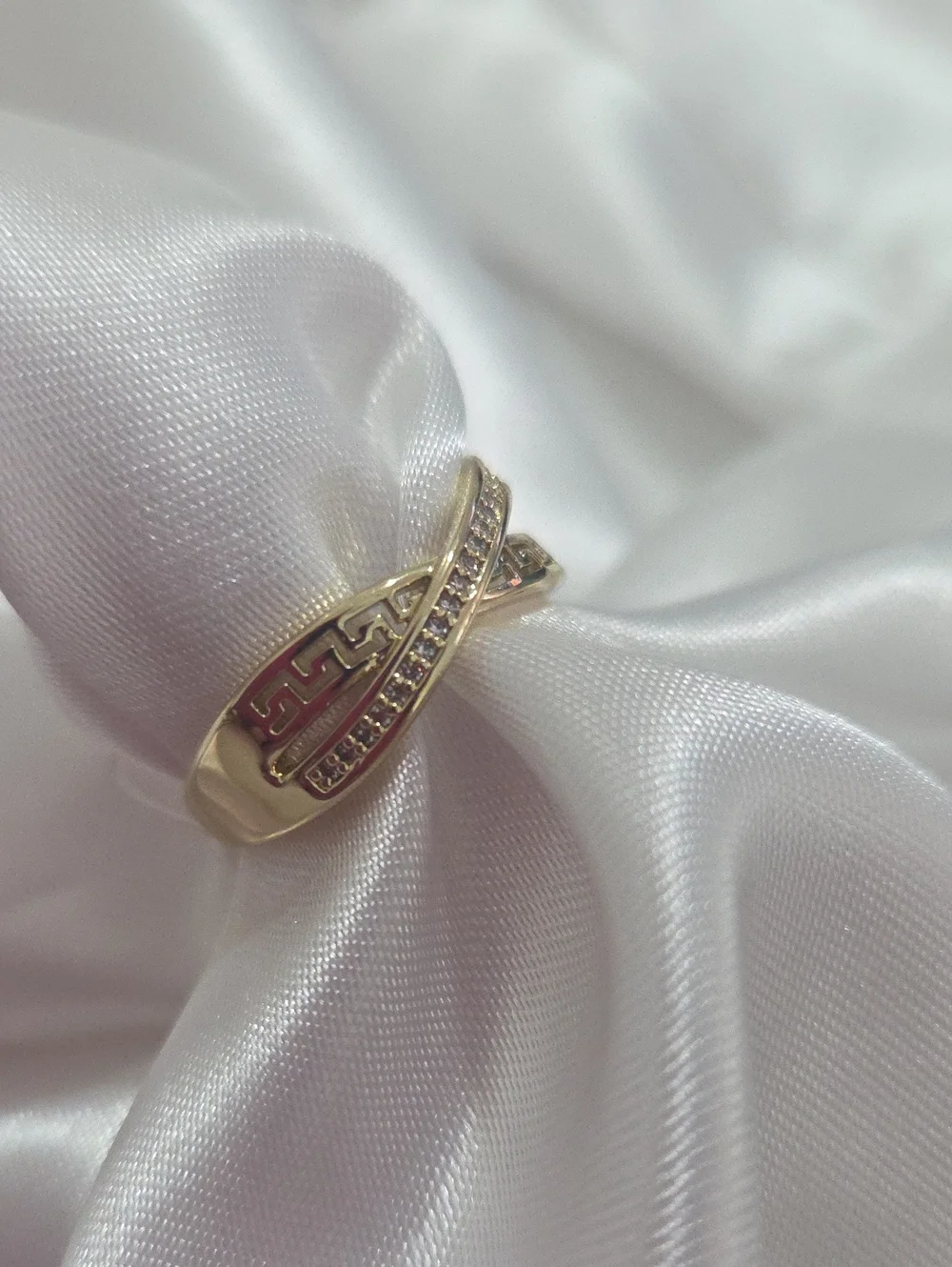 18K Laminated Elegant Gold  Women's Crossover Ring with Pavé Accents Size 7.5